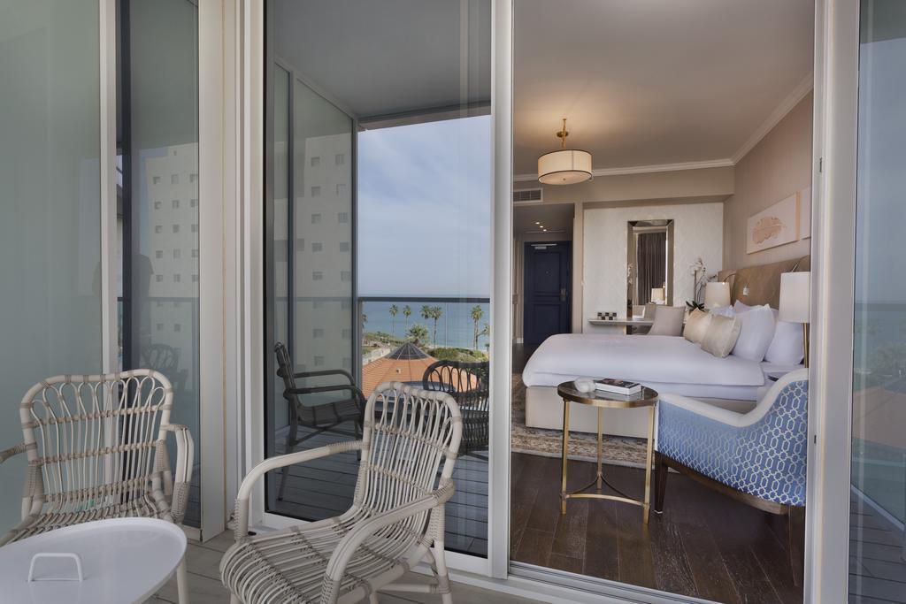 David Tower Hotel Netanya By Prima Hotels - 16 Years Plus Екстер'єр фото A bedroom at the Four Seasons Hotel