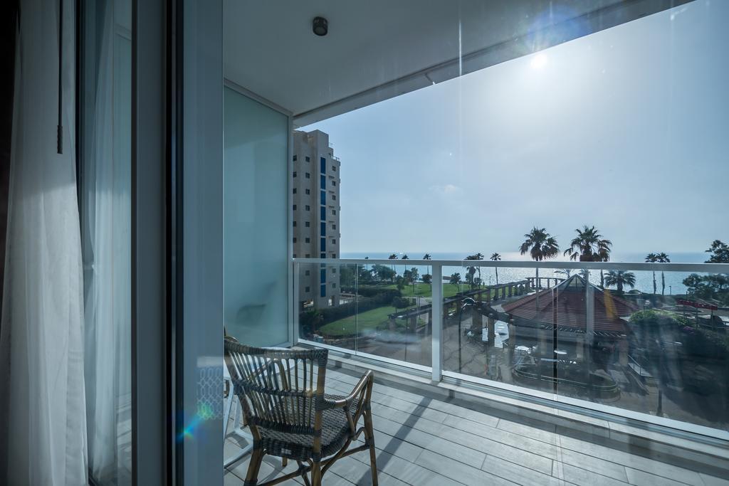 David Tower Hotel Netanya By Prima Hotels - 16 Years Plus Екстер'єр фото